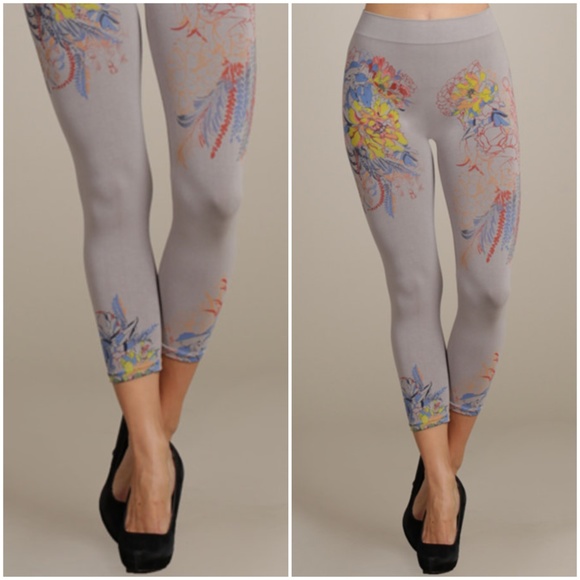 M.Rena Crop Printed Leggings - Picture 3 of 3